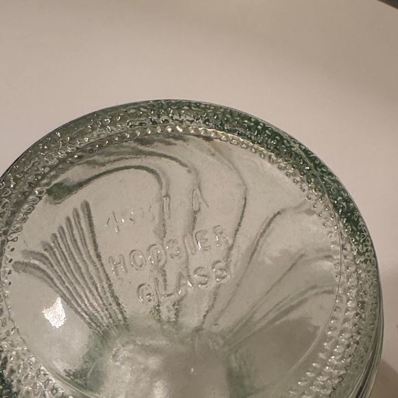 Translucent Glass Vase for Home Decor - Picture 4 of 5